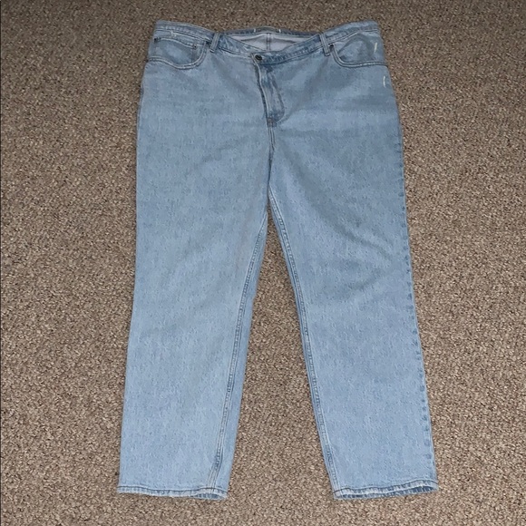 Abercrombie & Fitch 90s Straight Ultra High Rise Criss Cross Jeans - Picture 5 of 10
